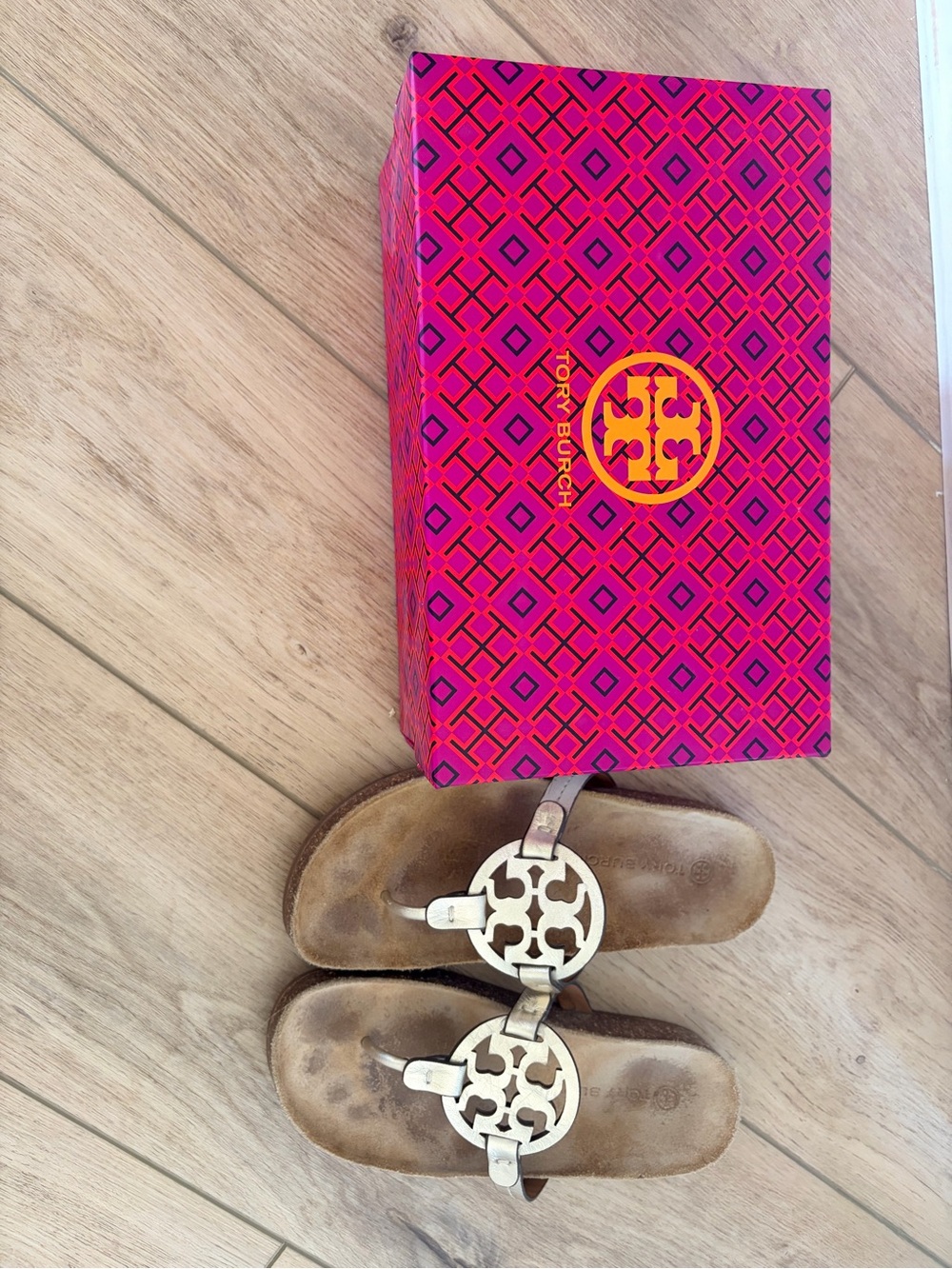 Tory Burch White Logo Thong Sandals with Gold Box